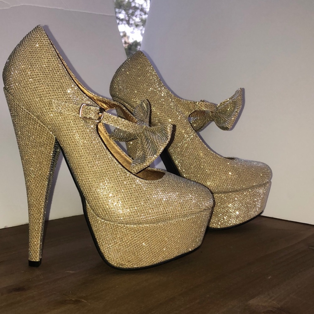 6.5 inch gold shimmery heels